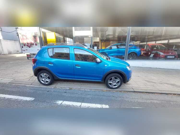 Dacia Sandero Stepway TCE 90 CV foto 3